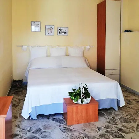Oikia Vacanze Casa Del Sole Nyaraló *